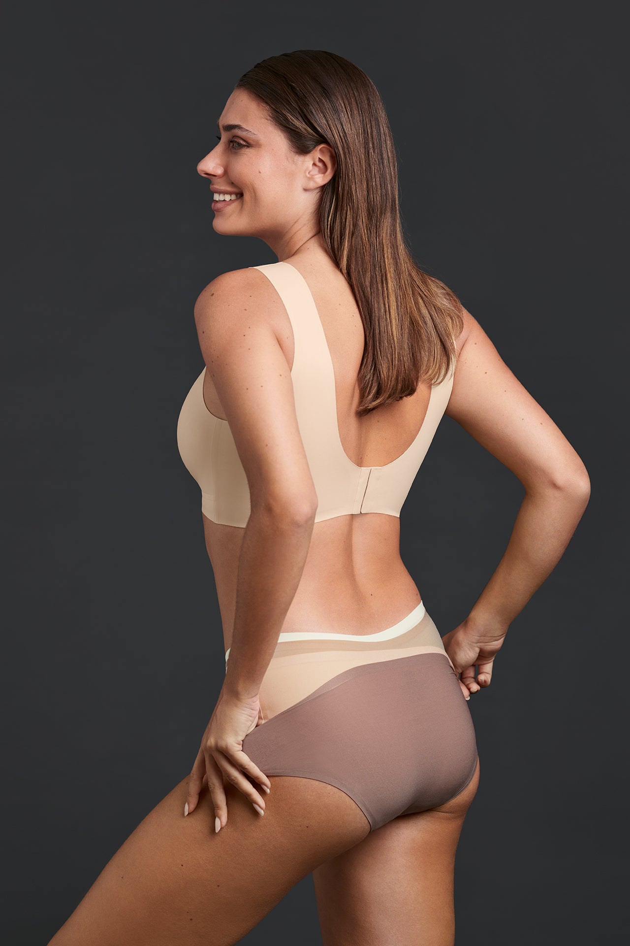 Sutien bralette cu cupe buretate ESSENTIAL